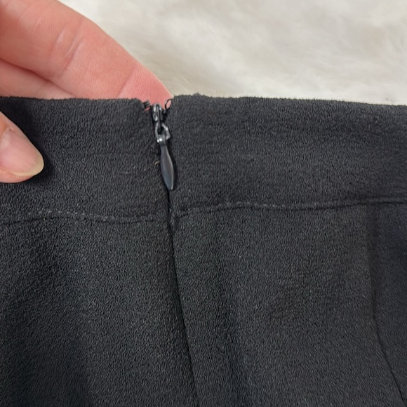 Forever 21 Essentials Black Mini Skirt Size XS Back Zip Lined office summer - Picture 5 of 8